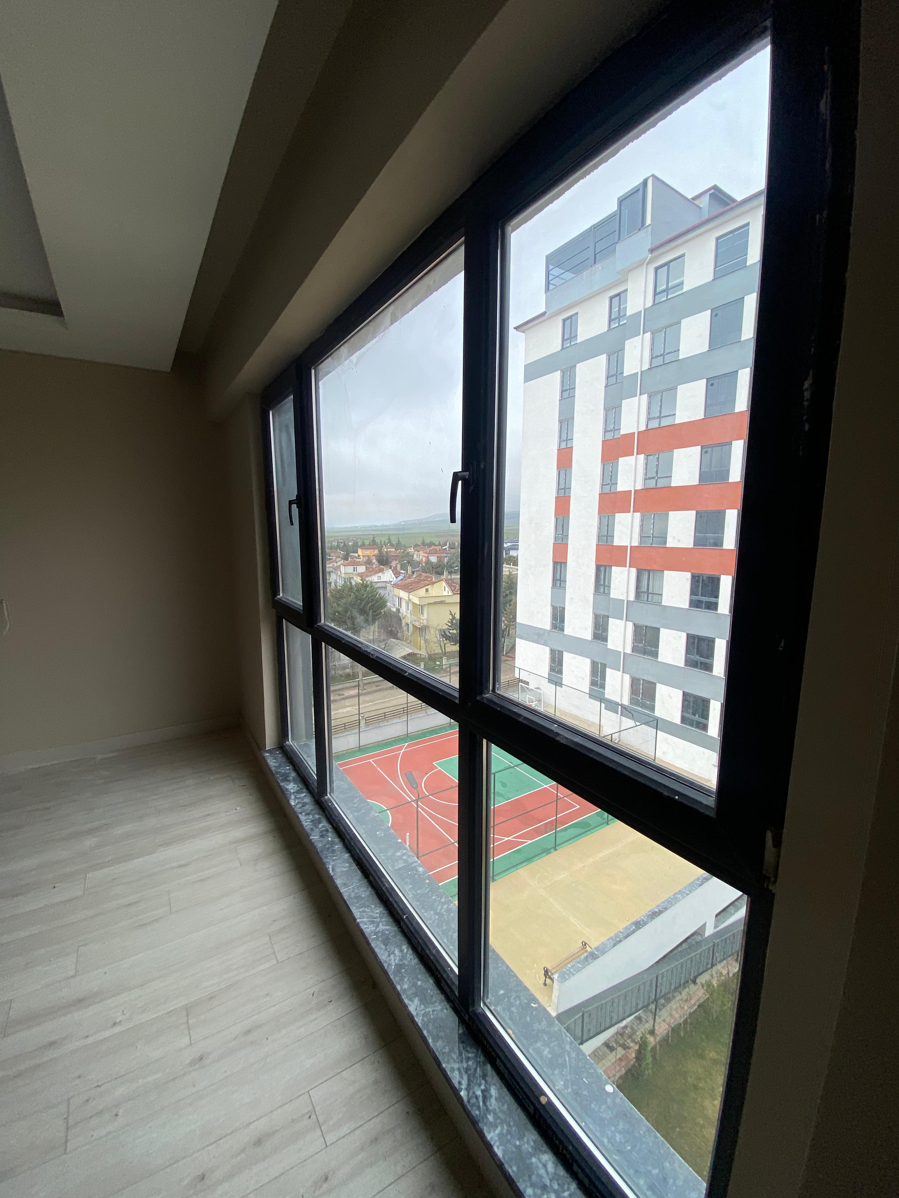 MABEL' DEN SATILIK LÜKS SİTE İÇERİSİNDE FERAH DAİRE